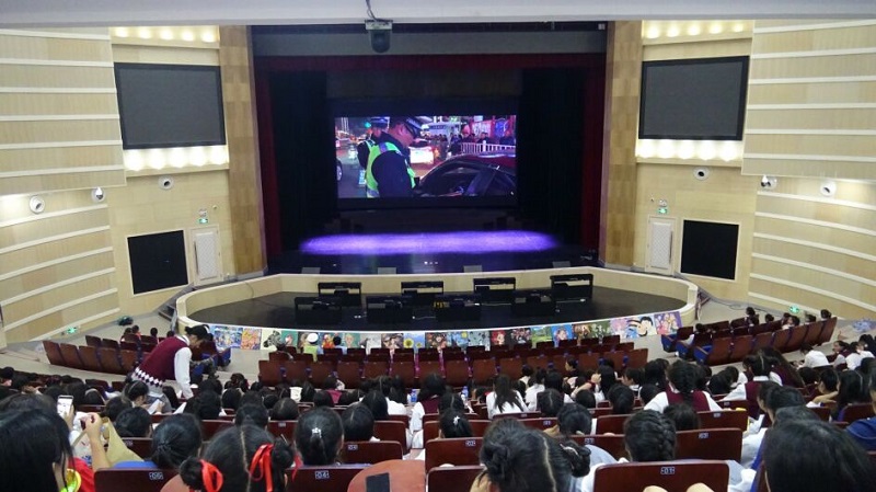“喜迎建党100周年”保障师生交通安全警示教育